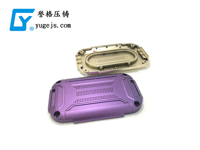 制作模具時運用的用料不同、作用也不同，那壓鑄廠家是怎么選擇的